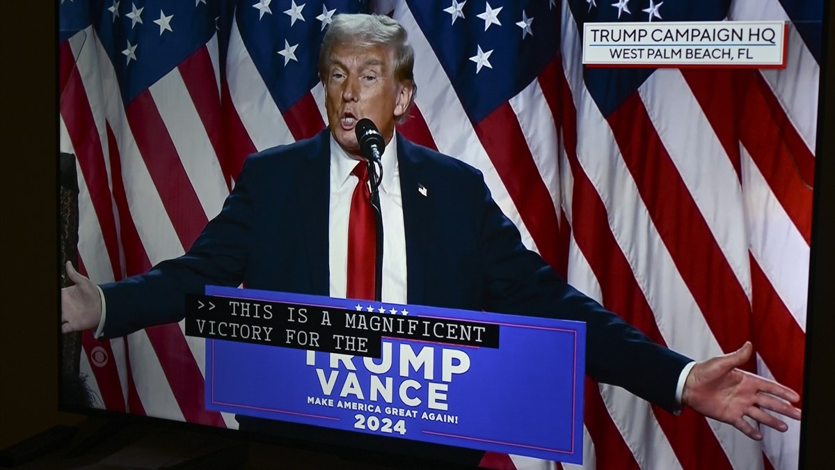 ABD’de Demokratlarda ‘Trump seçildi’ paniği: Ülkeyi terk etmek isteyenler var