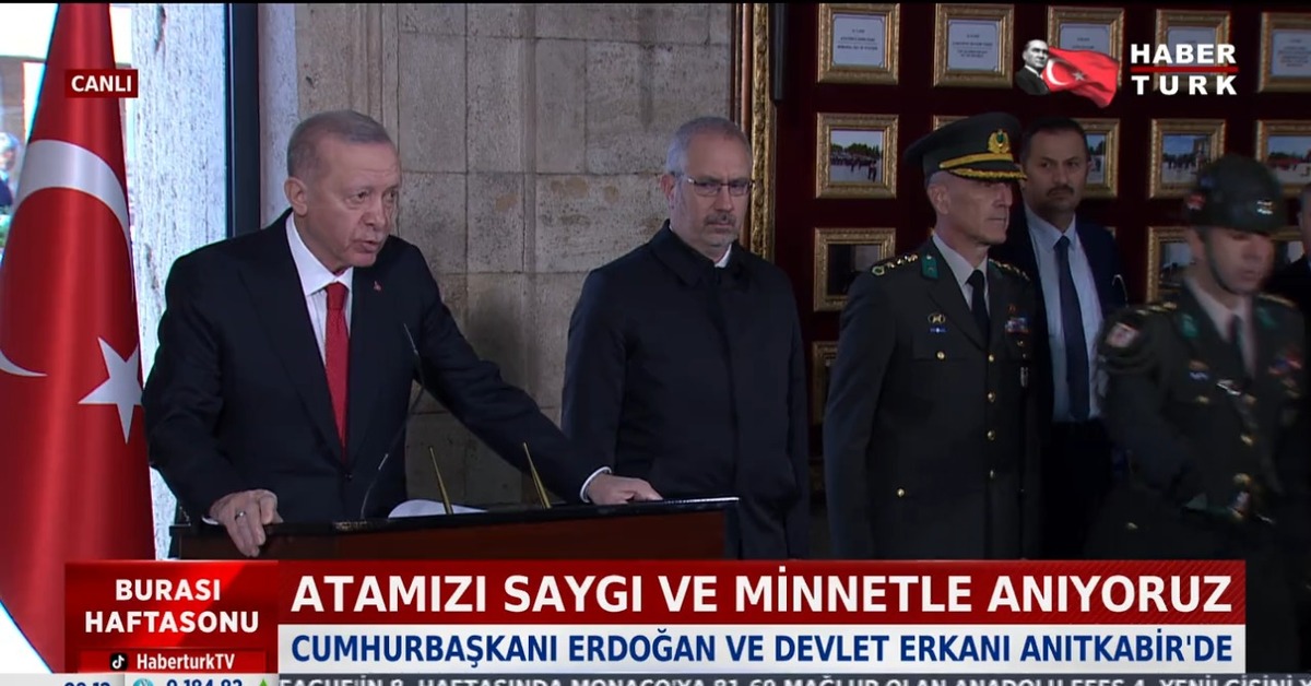 Devlet erkanı Anıtkabir’de