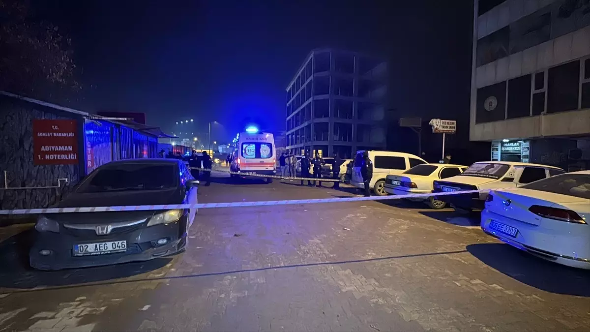 Adıyaman’da Bıçaklı Kavga: 2 Yaralı