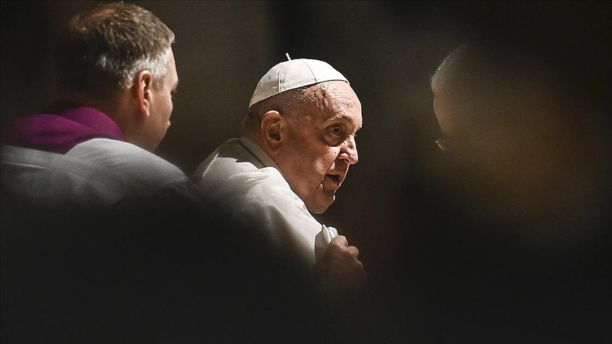 Vatikan: Papa’nın durumu stabil kalmaya devam ediyor