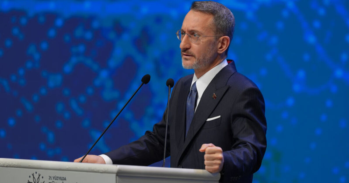 Fahrettin Altun: Siyasi rekabet, ilke ve vizyonla yapılır